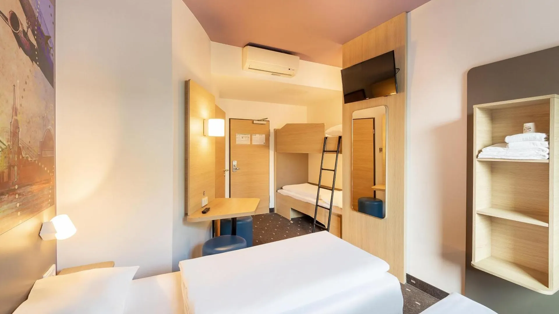 B&B Hotel Düsseldorf-Airport